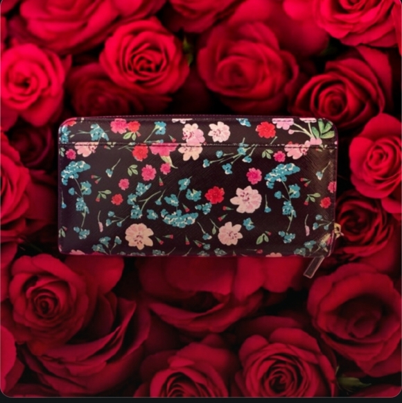 KS-Cameron Street Jardin Lacey Continental Wallet (Floral/Multi) Storybook 🩷 - Picture 3 of 4